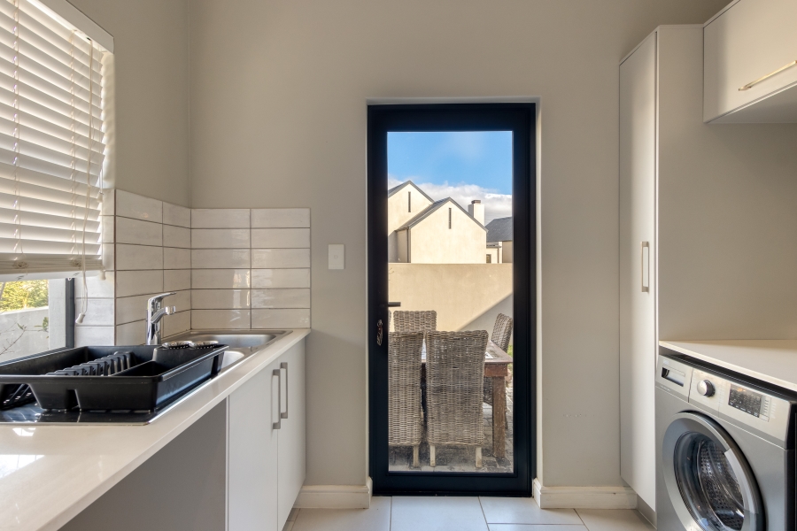3 Bedroom Property for Sale in Aan de Wijnlanden Western Cape